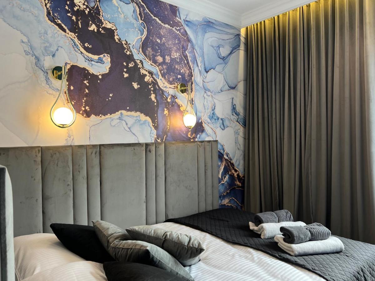 Family Sauna Teznia Apartments: Vip Retreat With And Views Apartment *
